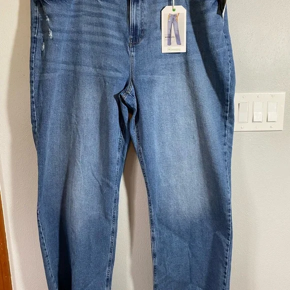 RE Generations by Celebrity Pink Women’s Plus Size Jeans Wide Leg Size 2… - Picture 4 of 15